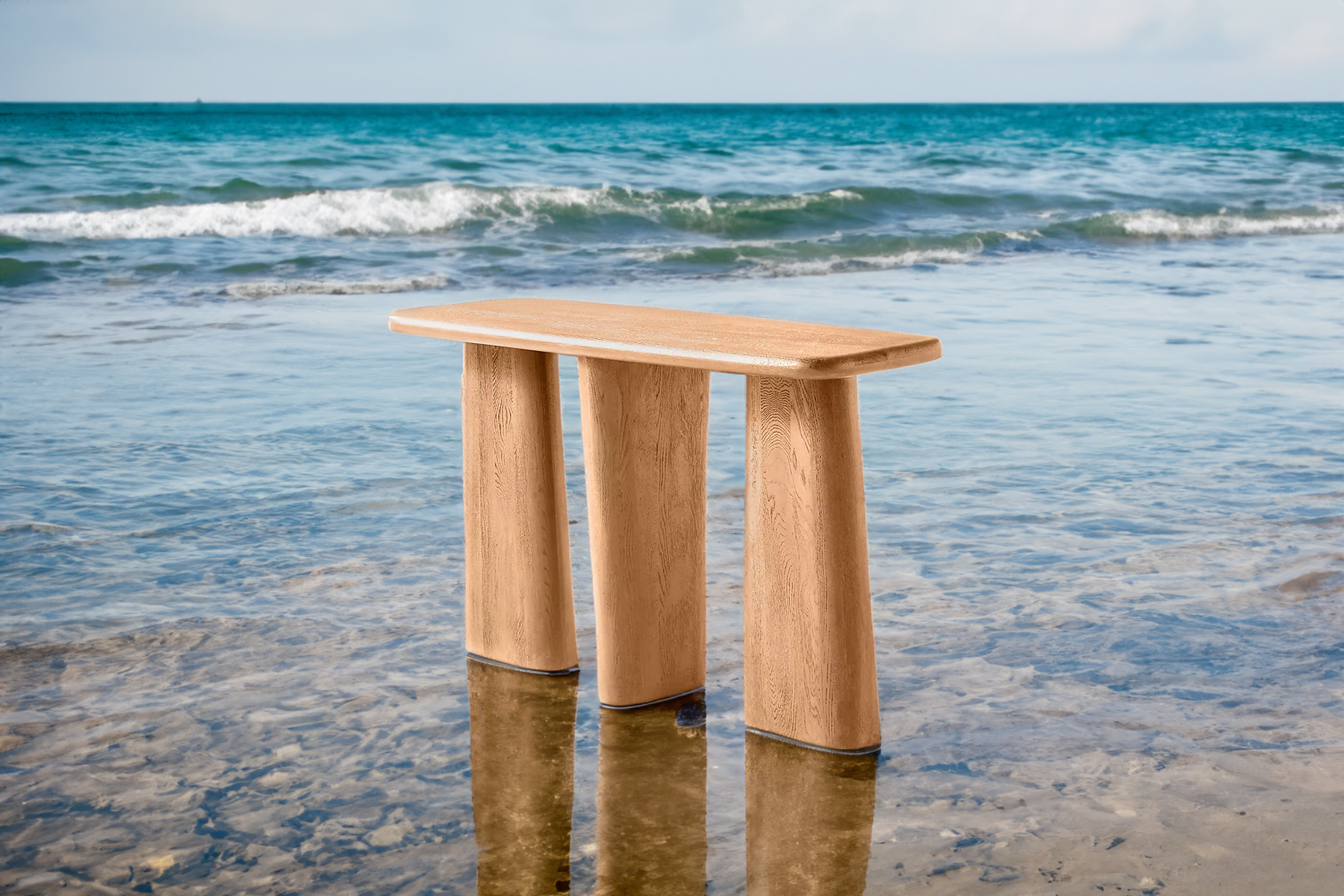 Blond Console