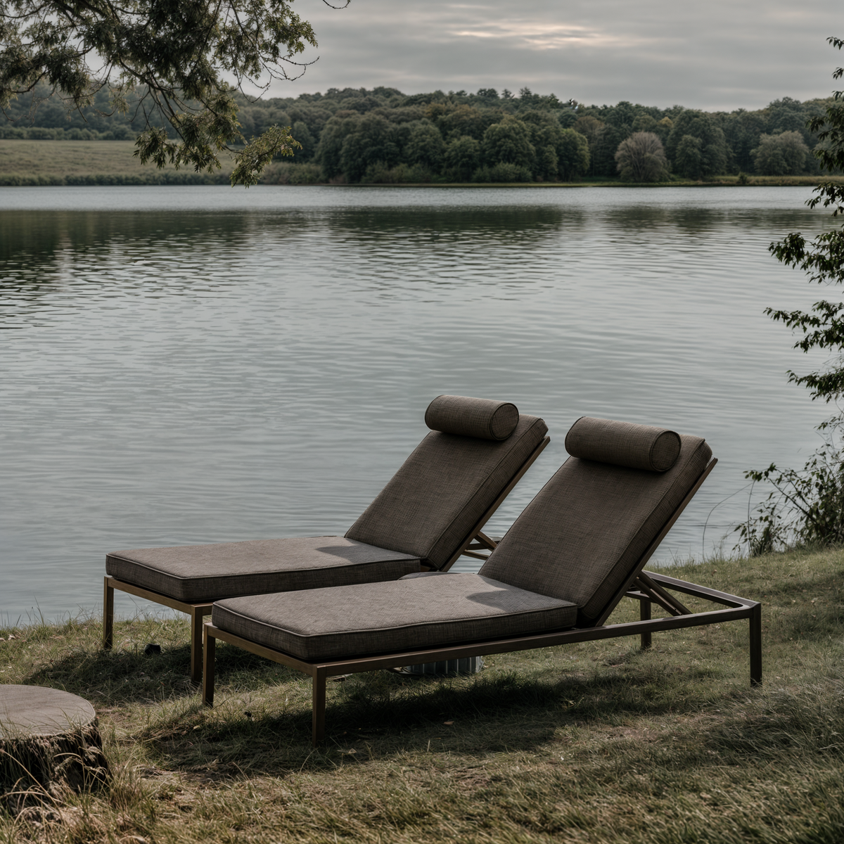 Henry Chaise Lounge