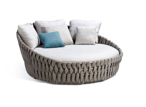 Tangled Daybed